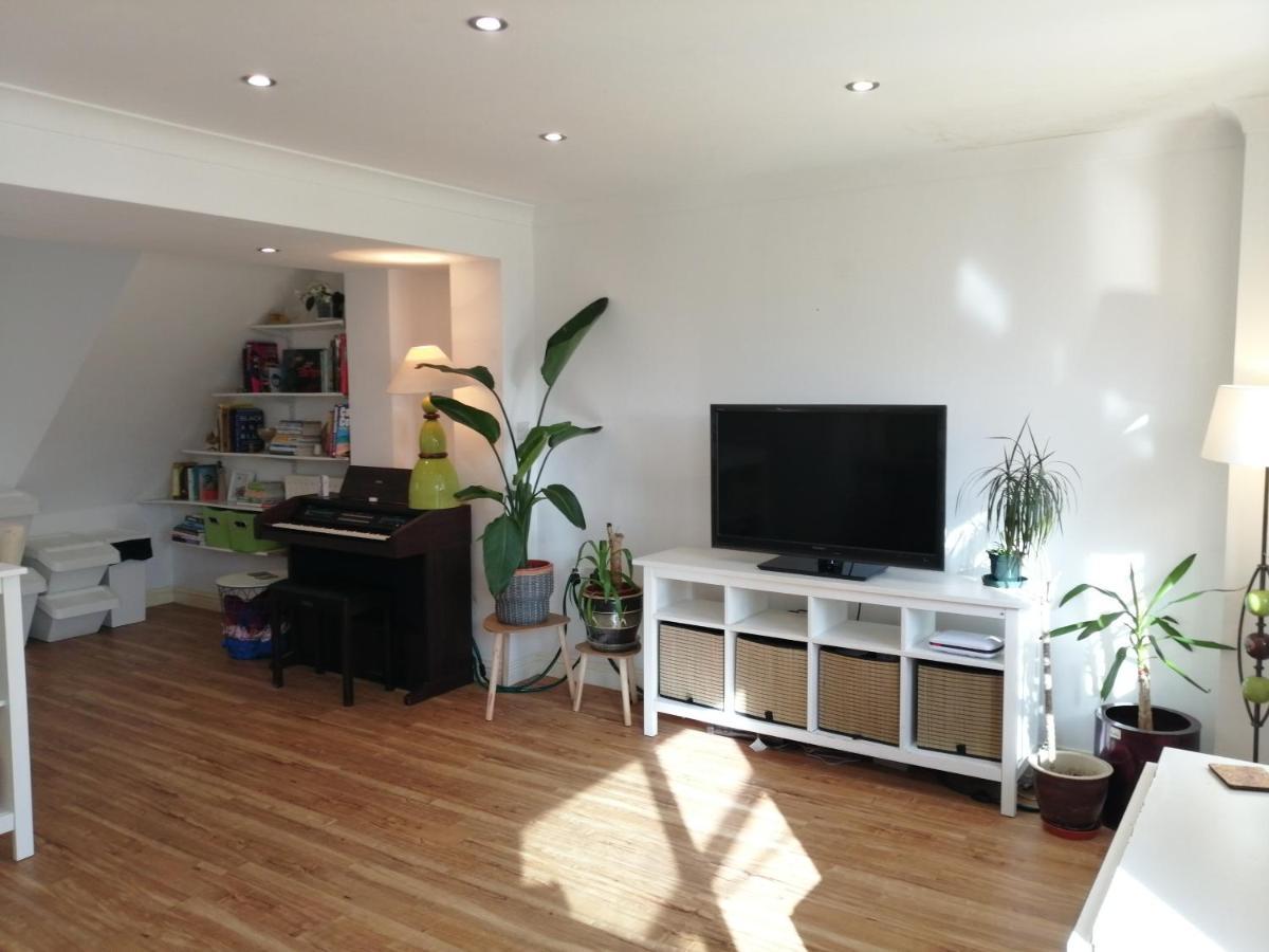 Spacious Townhouse With Sea Views Near Cardiff Barry Exterior foto